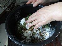 自己做的香菇猪肉饺子做法图解10)