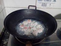 营养丰富的青菜肉丸汤做法图解2)