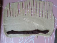 玉盘珍馐的毛毛虫面包的做法图解三
