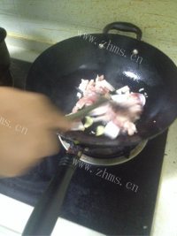 家常豆角炒肉做法图解5)
