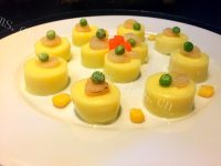 美味的玉子豆腐蒸虾仁做法图解4)
