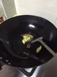 诱人的红烧排骨做法图解2)