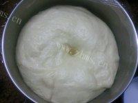 色味俱佳的奶香吐司做法图解6)
