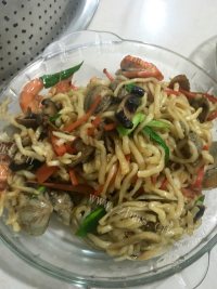 美味的海鲜炒面