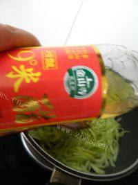 家常菜清炒莴笋丝做法图解9)
