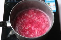 有营养的酒酿荷仙菇汤做法图解4)