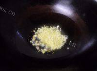美美厨房之豆豉鲮鱼油麦菜做法图解4)