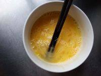 香飘的蒜黄炒鸡蛋做法图解4)