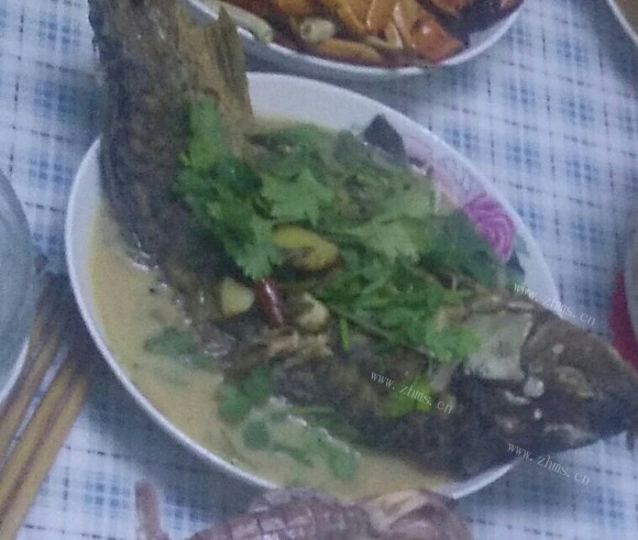 炖鲤鱼