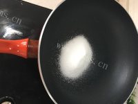 自制花生芝麻糖做法图解4)