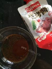 营养丰富的葱香豆腐做法图解3)