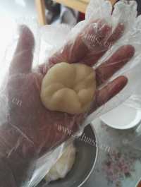 营养丰富的芒果糯米糍做法图解8)