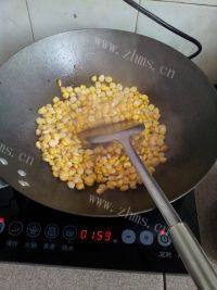 家常菜清炒玉米粒做法图解3)