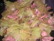 家常菜肉片炒莴苣