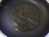 美味鲅鱼炖蒜薹做法图解5)