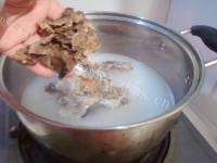 营养的白参菌瘦肉粥的做法图解五