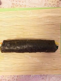 满口清香的金枪鱼寿司做法图解11)