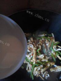 家常菜豆腐干炒青椒