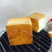 可口的手撕金砖吐司做法图解10)