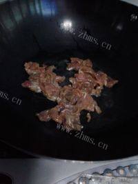 家常菜木耳炒肉片做法图解5)