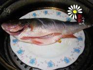 「绿色食物」清蒸鲈鱼做法图解3)