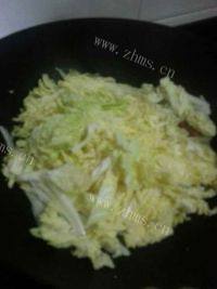 家常菜五花肉炒白菜做法图解6)