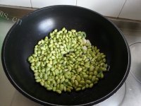 家常菜炒毛豆做法图解3)