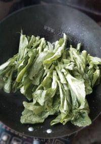 十分诱人的清炒菜苔做法图解3)