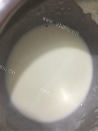 自制葱花鸡蛋煎饼做法图解2)