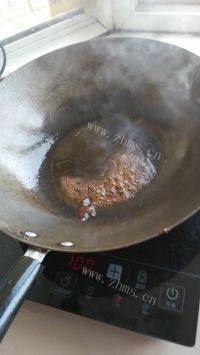 美味的酱香排骨做法图解5)