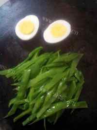 DIY土豆腊肠焖饭做法图解9)