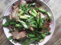 家常菜大蒜炒腊肉
