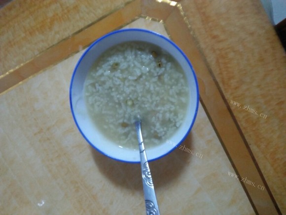清脆爽口的绿豆粥
