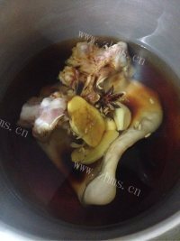 美味的卤猪耳做法图解6)