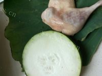 自制荷叶鸭腿冬瓜汤做法图解1)