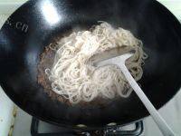 自制肉末拌面做法图解6)