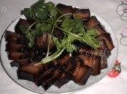 口感丰富的清蒸腊肉