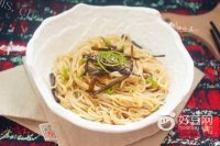 色香味俱全的葱油面做法图解11)