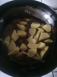 美味红烧鸡腿土豆做法图解7)