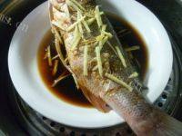 「DIY美食」清蒸鲈鱼做法图解9)