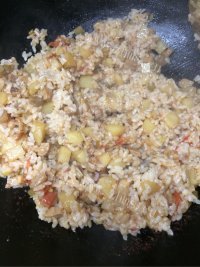 土豆炒米饭做法图解10)
