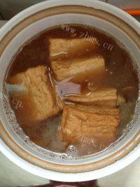 美味的海鲜豆腐煲做法图解9)