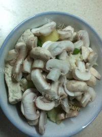美味的蒸臭豆腐做法图解4)