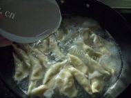 自己做的香菇肉馅饺子做法图解4)
