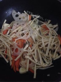 美味菠菜牛肉粉做法图解4)
