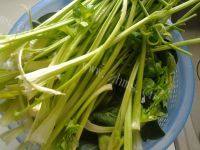 鲜香的芹菜肉丝做法图解1)
