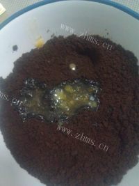 美味的彩虹慕斯蛋糕做法图解2)