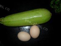 健康美食之西葫芦炒鸡蛋做法图解1)