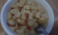 好喝的苹果枸杞糖水做法图解8)
