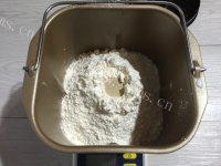自制红枣吐司做法图解5)